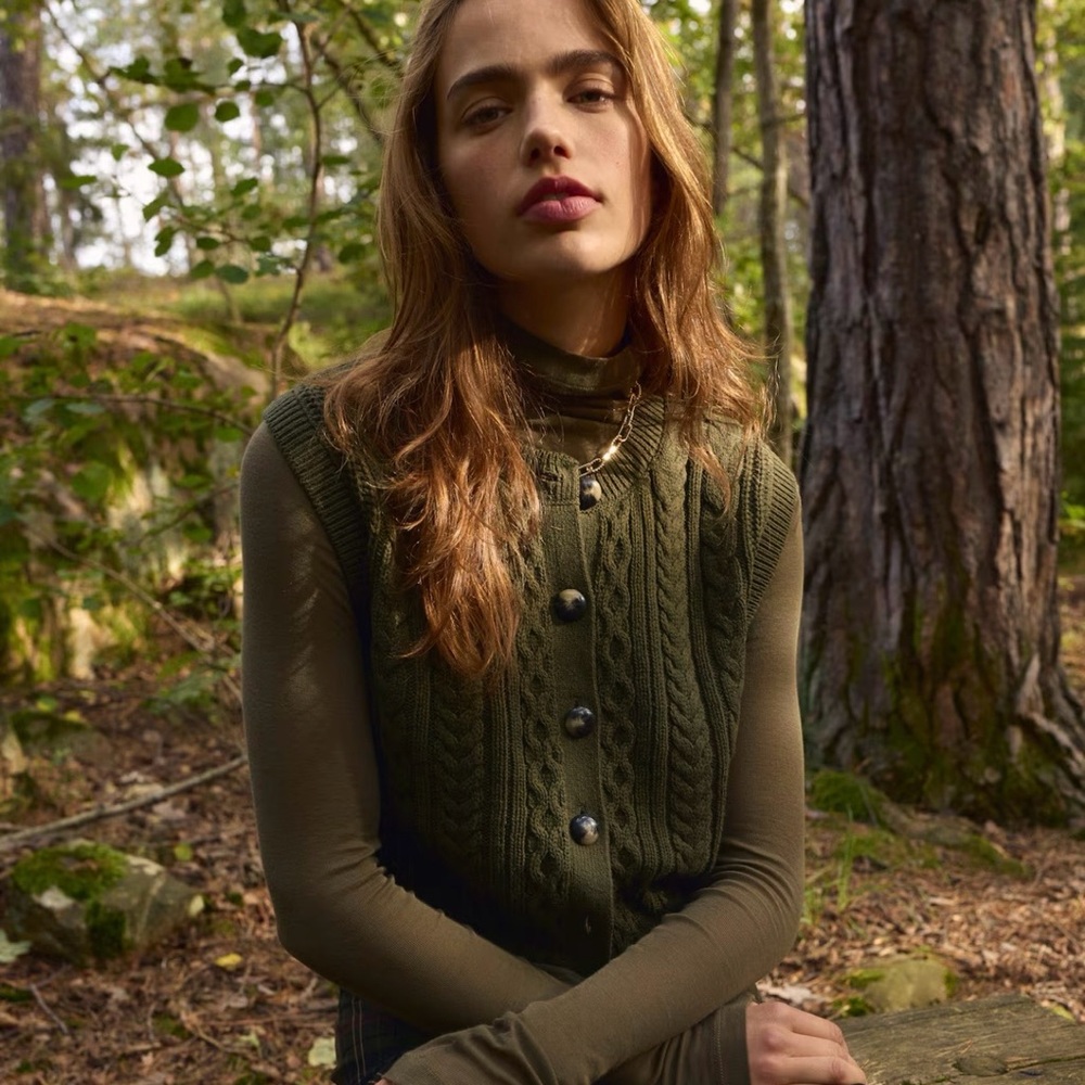 H&M Cable Knit Vest